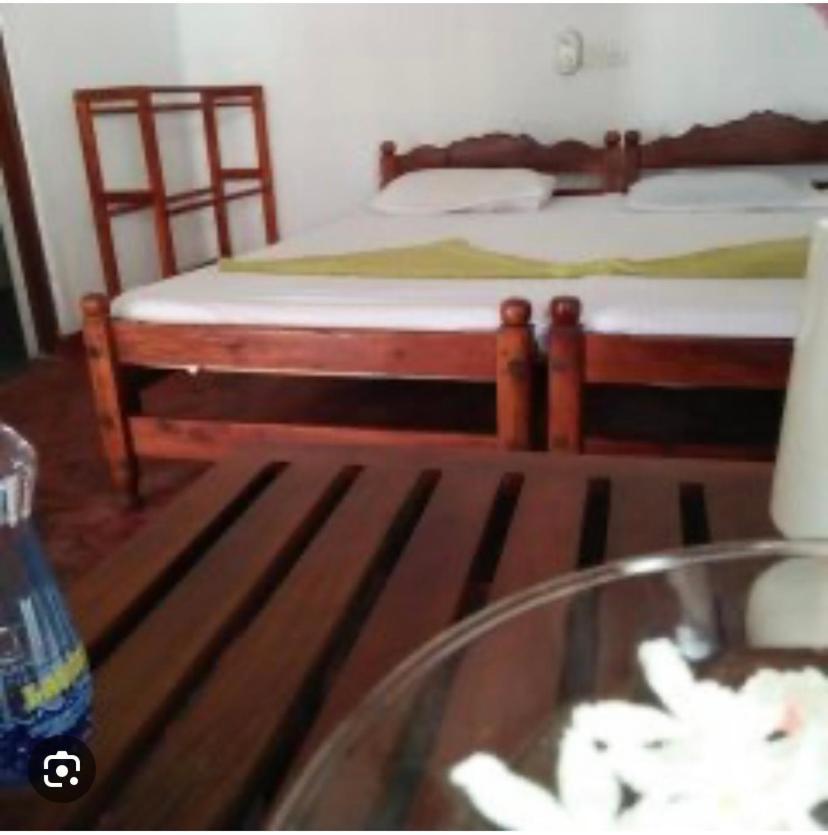 Samans Guesthouse 坦加拉 外观 照片