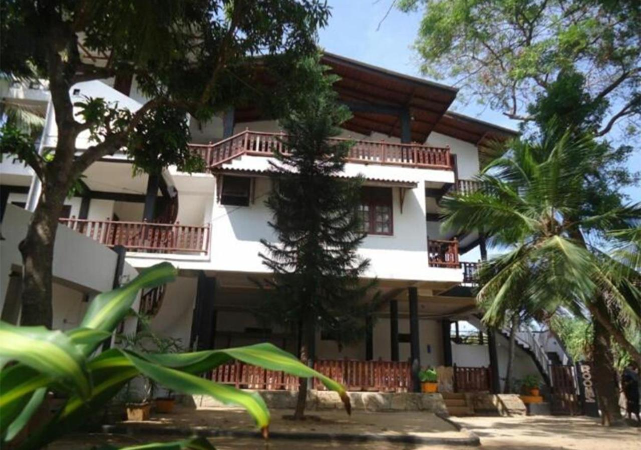 Samans Guesthouse 坦加拉 外观 照片